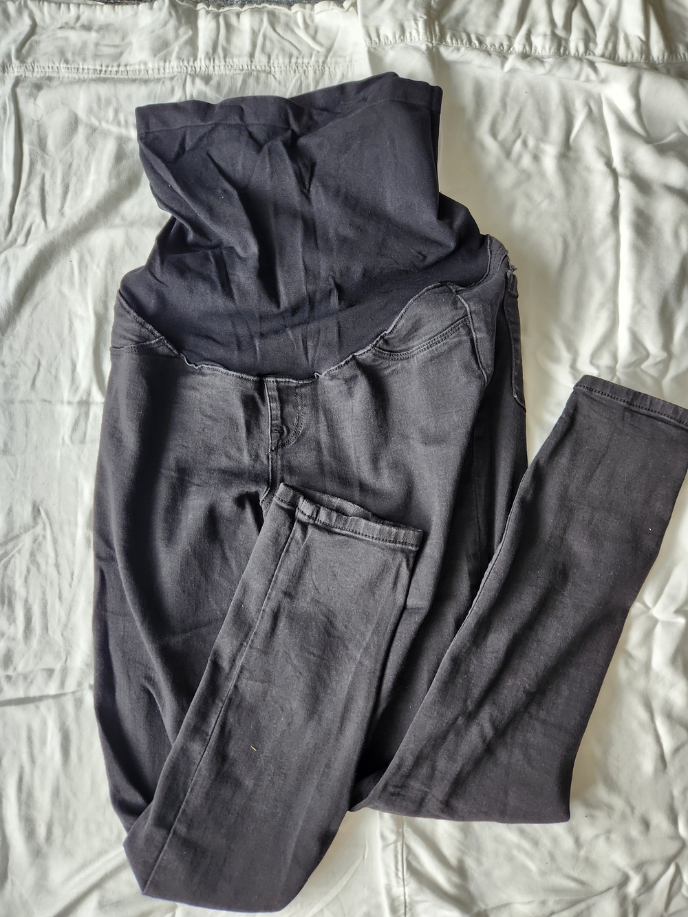 1822 Denim Black Maternity Leggings with High Waist Panel
